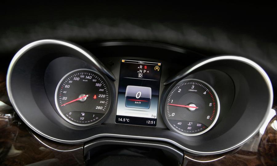  Mercedes-Benz V250 BlueTec Lang 2015 года  (AU) (фото 23 из 30)